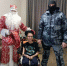 В Югре сотрудники ОМОН Росгвардии исполняют новогодние желания юных югорчан - Росгвардия