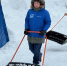 Молодогвардейцы помогают югорчанам подготовиться к весеннему половодью - Единая Россия