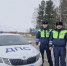 В Югре госавтоинспекторы оказали помощь водителю на автодороге в ночное время - ИД Новости Югры